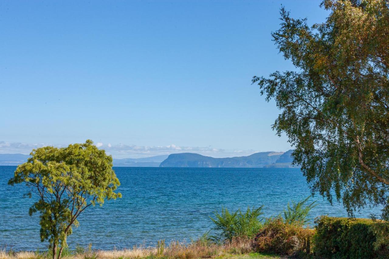 Lakefront Villa - Waitahanui Holiday Home Exteriér fotografie