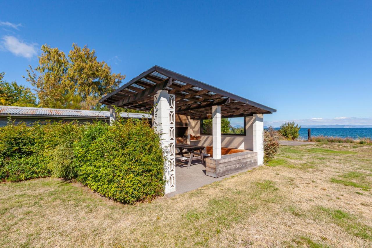 Lakefront Villa - Waitahanui Holiday Home Exteriér fotografie